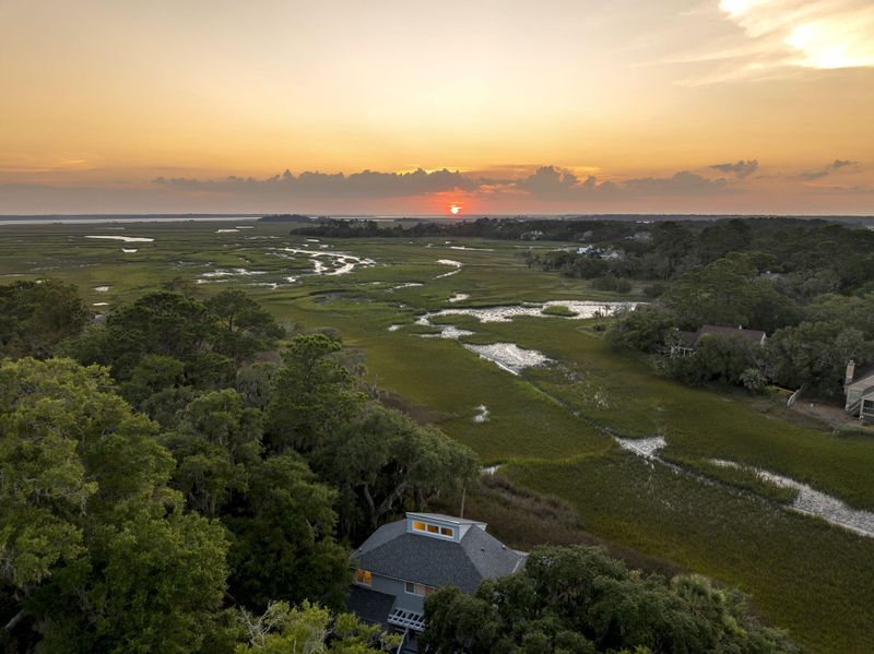 2526 Seabrook Island Rd, Seabrook Island, SC 29455