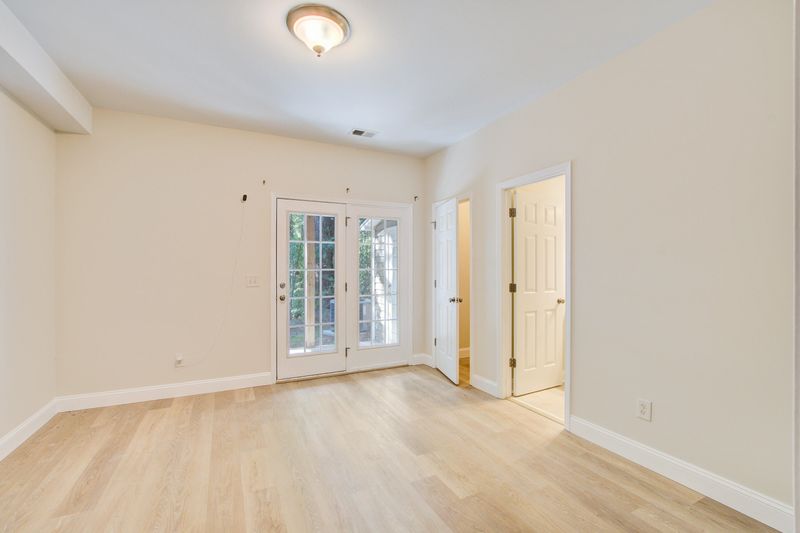 4628 N Palm View Cir, North Charleston, SC 29418