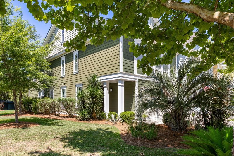 2049 Kings Gate Ln, Mount Pleasant, SC 29466