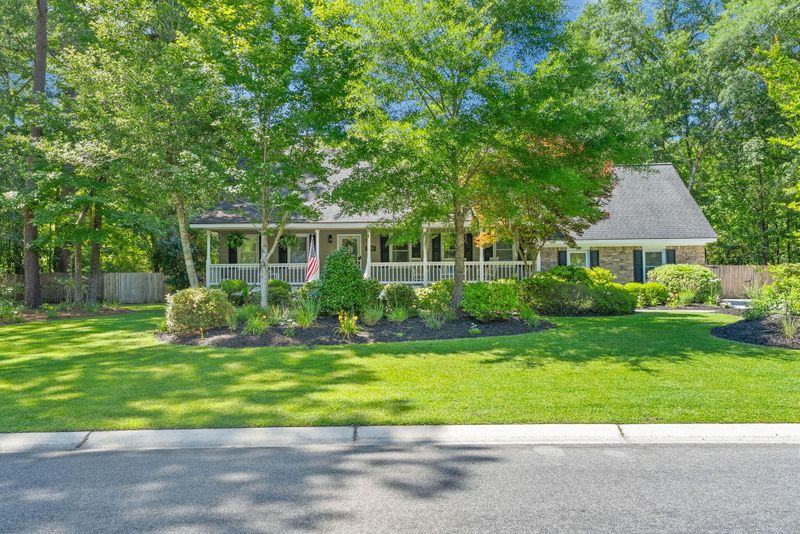 319 Middleton Blvd, Summerville, SC 29485