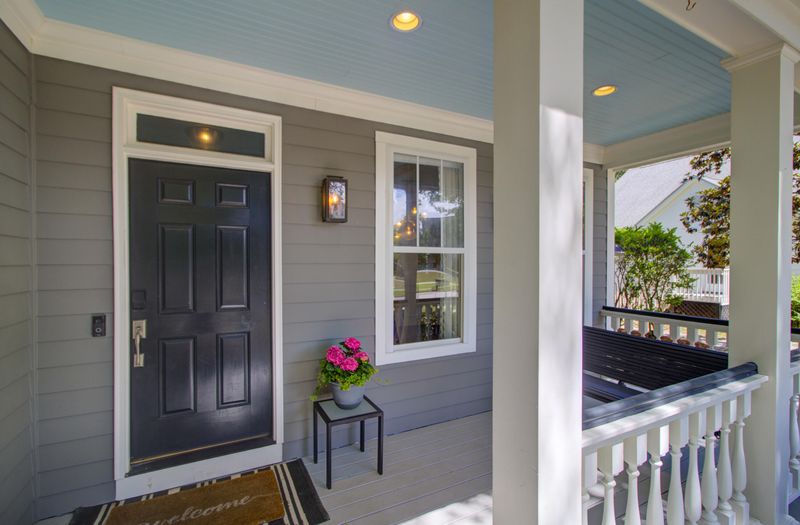 1061 Barfield St, Charleston, SC 29492