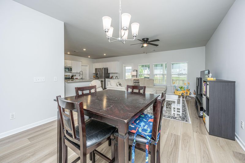 450 Camellia Bloom Dr, Moncks Corner, SC 29461