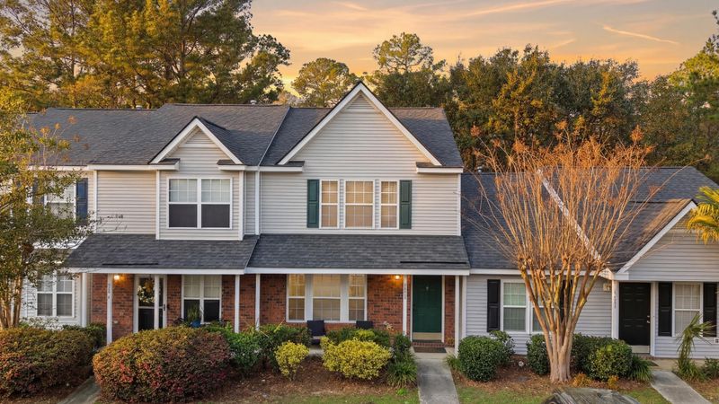 1103 Elm Hall Cir, Summerville, SC 29483