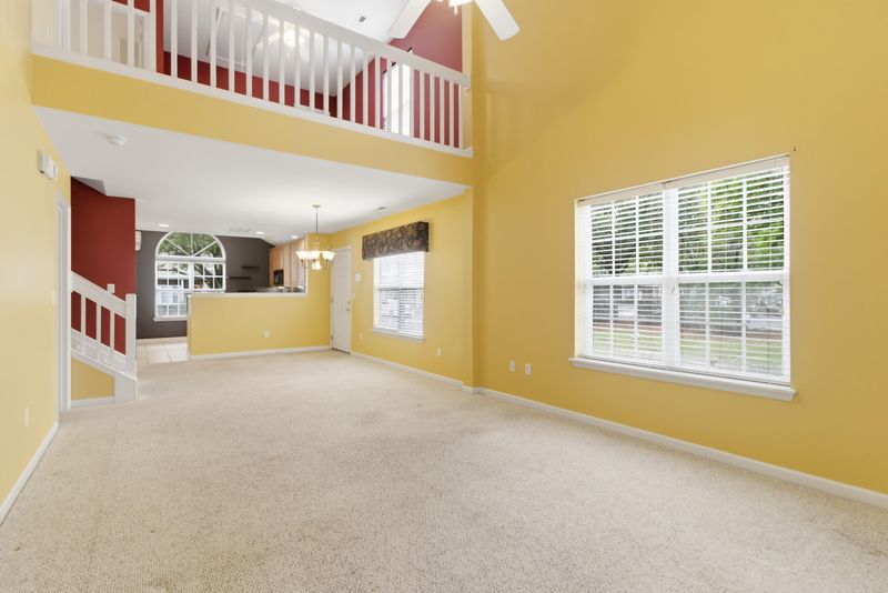 516 Tayrn Dr, Charleston, SC 29492