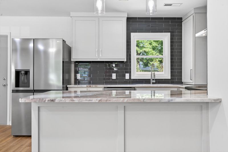 208 Mary Scott Dr, Goose Creek, SC 29445