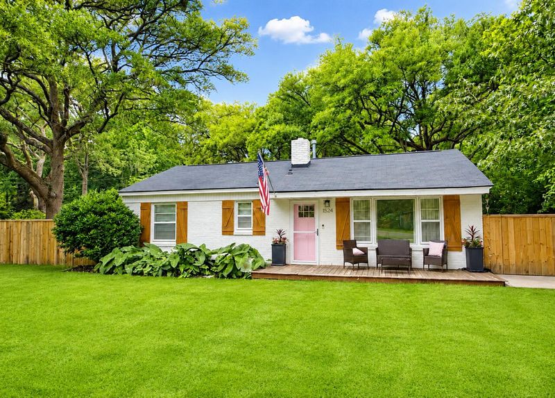 1524 Shandon St, Charleston, SC 29412