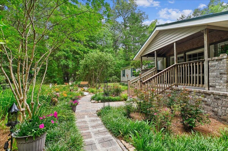 7089 Parkers Ferry Rd, Adams Run, SC 29426