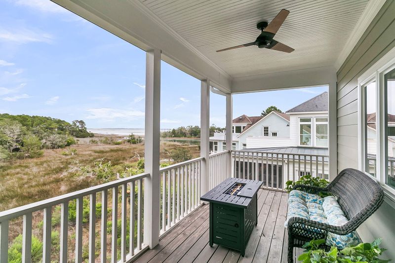 2072 Amenity Park Dr, Mount Pleasant, SC 29466