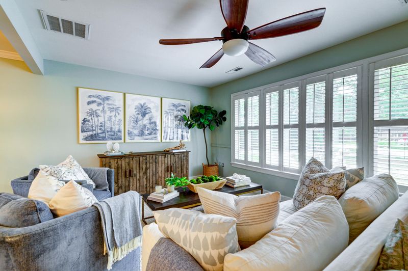 353 Wedgewood St, Charleston, SC 29407