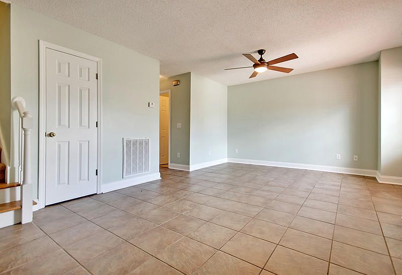 1403 Dove Run Dr #B, Charleston, SC 29412