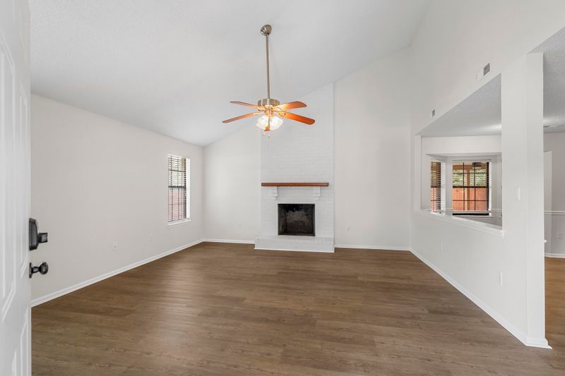 7611 Valleyview Cir, North Charleston, SC 29418
