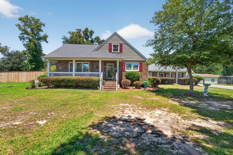 1335 Dennis Blvd, Moncks Corner, SC 29461