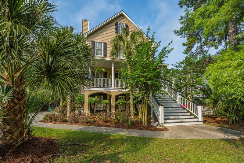 1984 N Creek Dr, Mount Pleasant, SC 29466