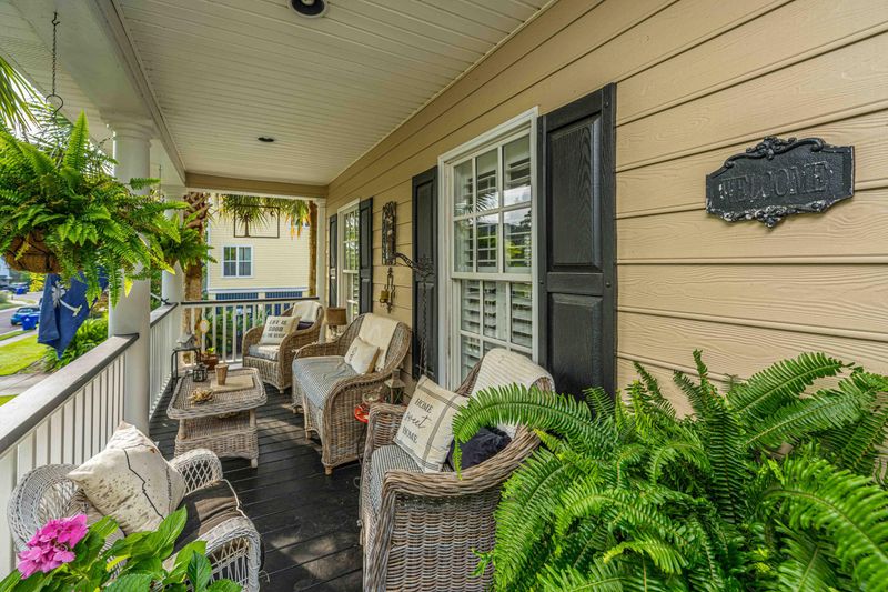 1984 N Creek Dr, Mount Pleasant, SC 29466