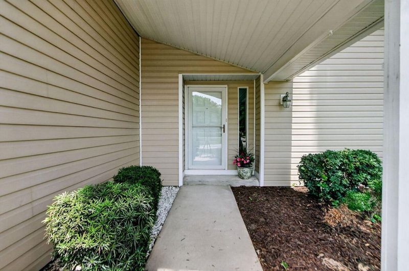 56 Shadowmoss Pw, Charleston, SC 29414