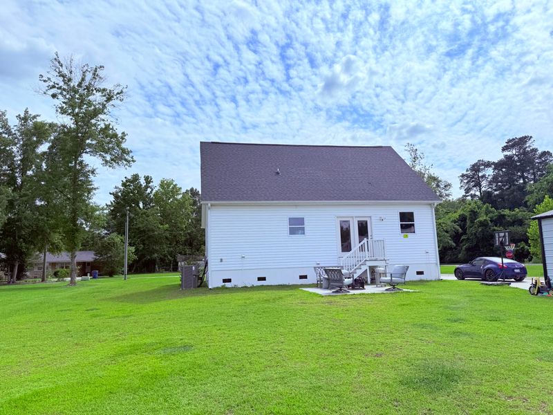 109 Dotson St, Harleyville, SC 29448