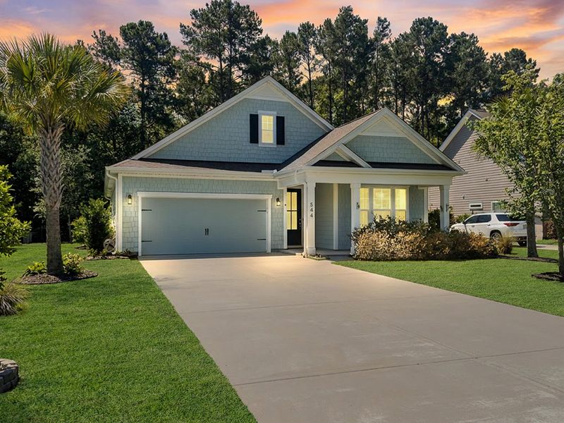 544 Pontoon Rd, Huger, SC 29450