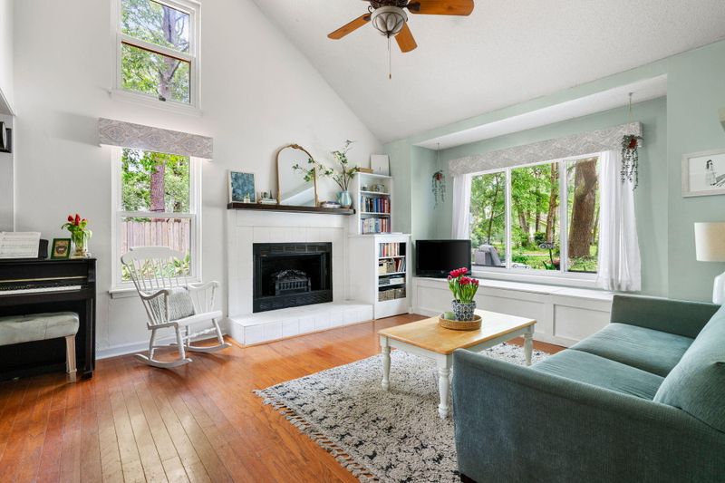 738 Boyce Ct, Charleston, SC 29412