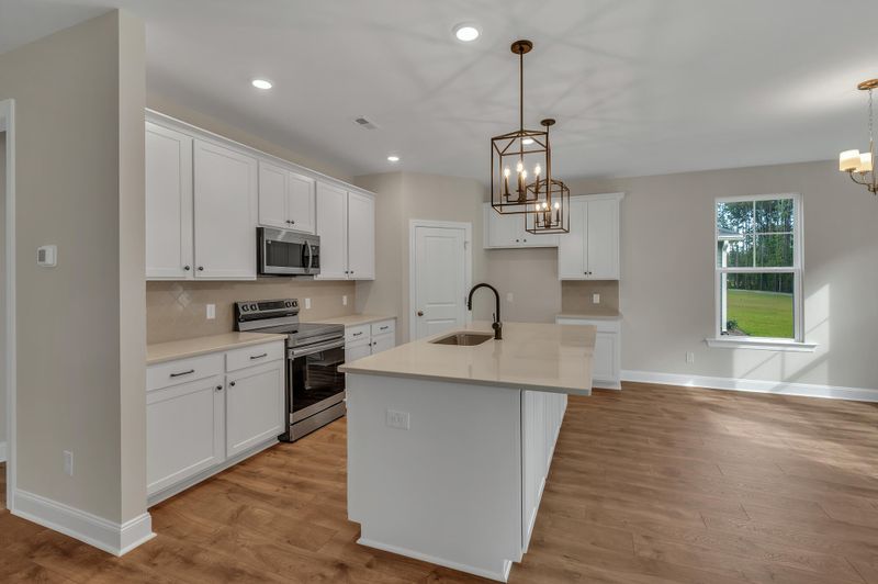 222 Creek Pointe Dr, Moncks Corner, SC 29461