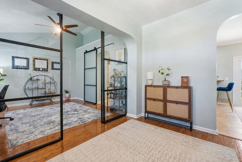 715 Bent Hickory Rd, Charleston, SC 29414