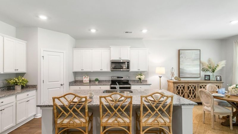 177 Broadstone Dr, Summerville, SC 29486