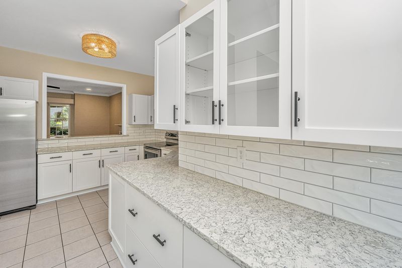1423 Swamp Fox Ln, Charleston, SC 29412