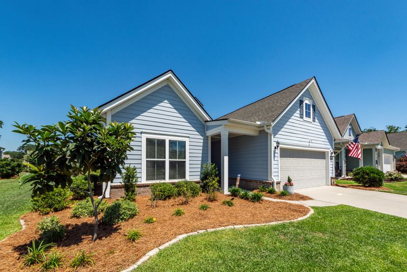 6058 Wilkes Pond Dr, Hollywood, SC 29449