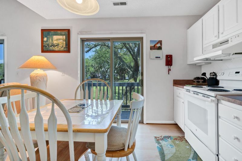 210 Sea Cloud Cir, Edisto Beach, SC 29438