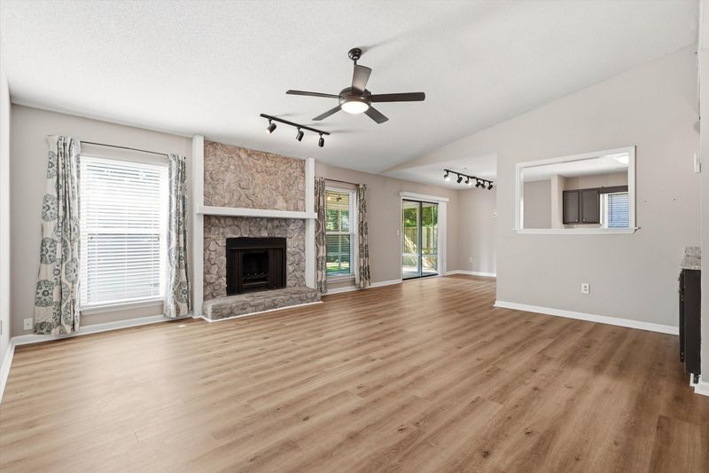 103 Tram Ct, Summerville, SC 29486