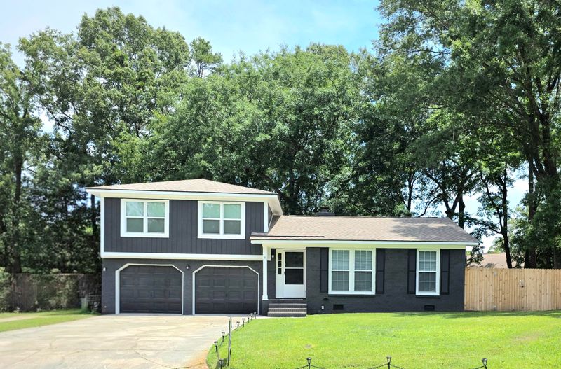 5 Apple Cir, Goose Creek, SC 29445