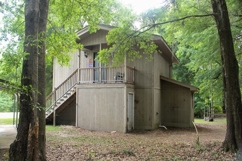 5451 Wire Rd, Branchville, SC 29432
