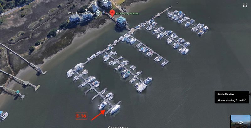 67 W 10th St #E16, Folly Beach, SC 29439