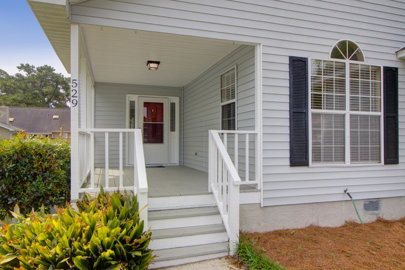 529 Beechcraft St, Charleston, SC 29407