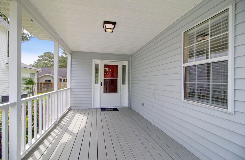 529 Beechcraft St, Charleston, SC 29407
