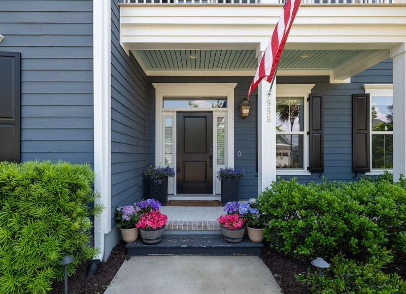 958 Foliage Ln, Charleston, SC 29412
