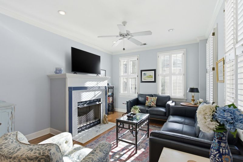 13 Kirkland Ln, Charleston, SC 29401