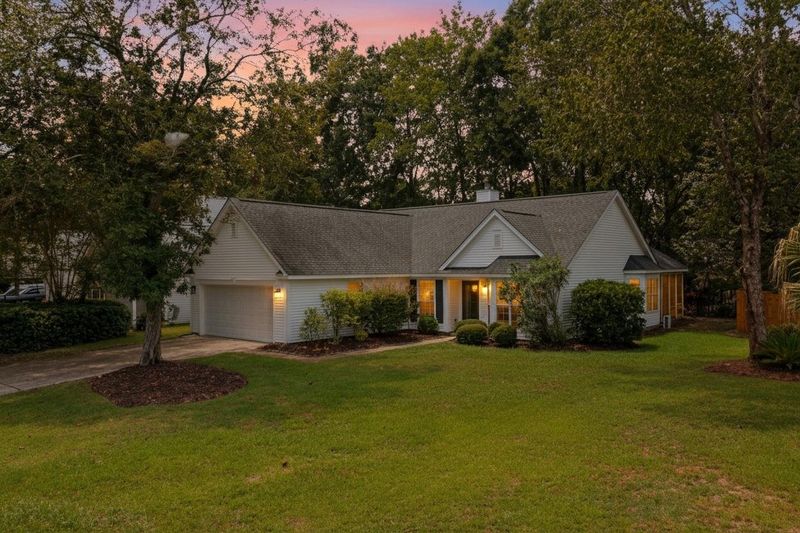 226 Historic Dr, Mount Pleasant, SC 29464