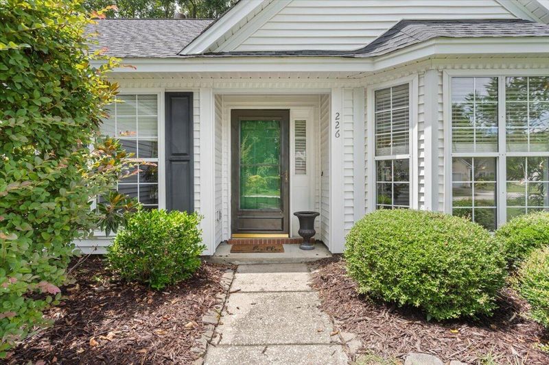 226 Historic Dr, Mount Pleasant, SC 29464