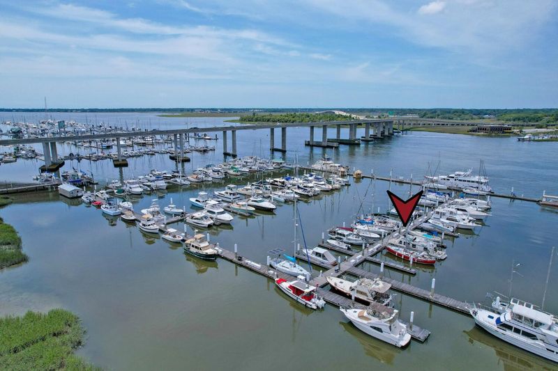 33 Lockwood Dr #Lu105, Charleston, SC 29401