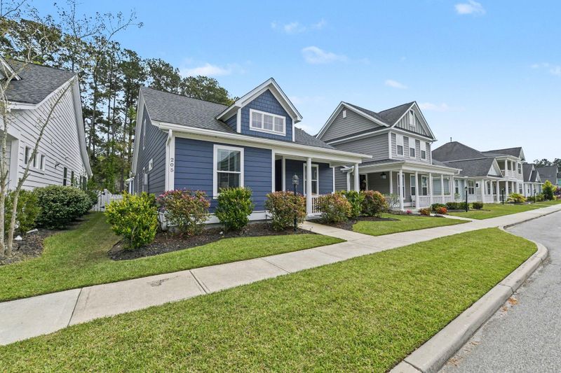 205 Angelica Ave, Summerville, SC 29483
