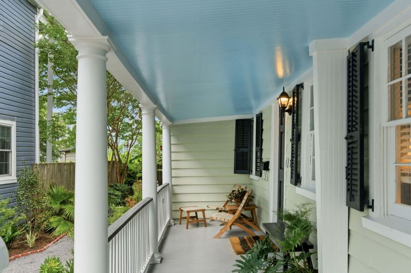 557 Rutledge Ave, Charleston, SC 29403