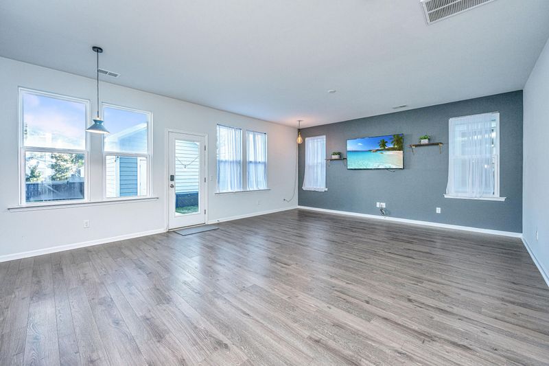 2050 Utsey St, Johns Island, SC 29455