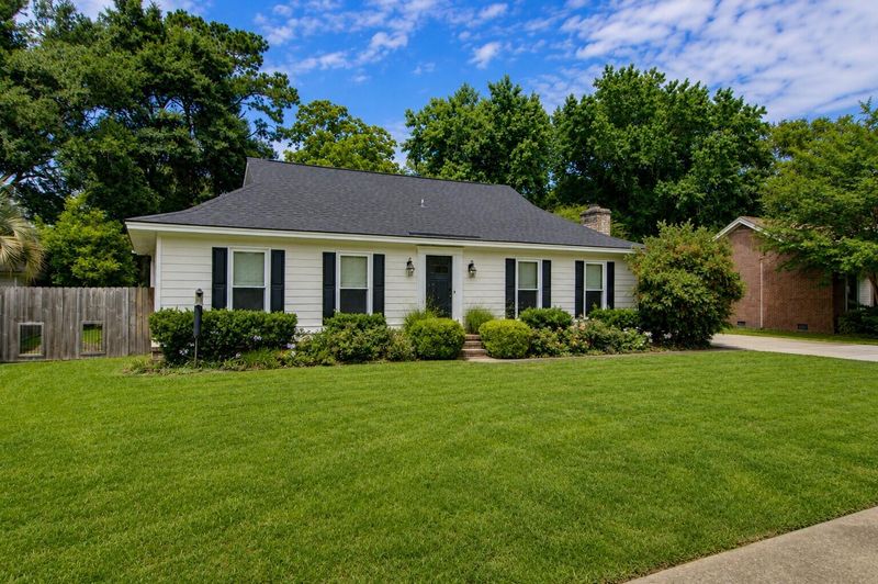 920 Ravenswood Dr, Charleston, SC 29412
