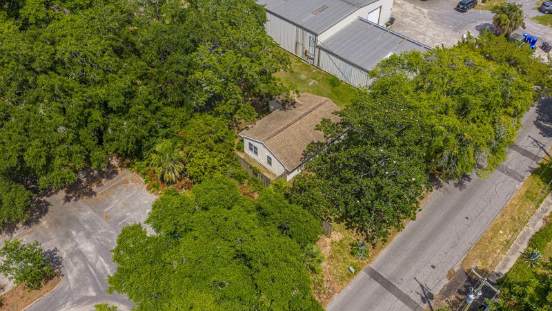 1182 Russell Dr, Mount Pleasant, SC 29464