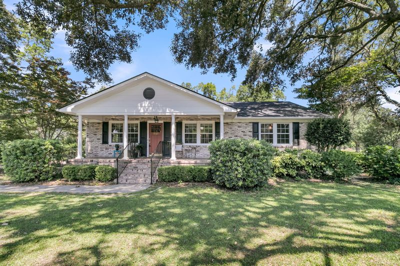1527 Pinopolis Rd, Moncks Corner, SC 29461