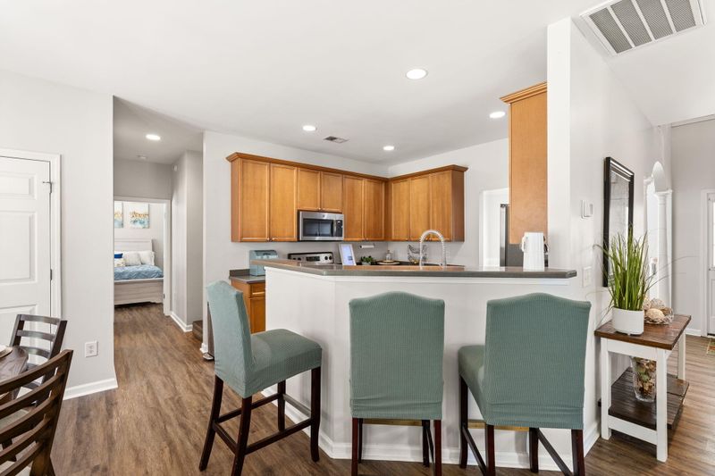 5255 Lenora Dr, Summerville, SC 29485