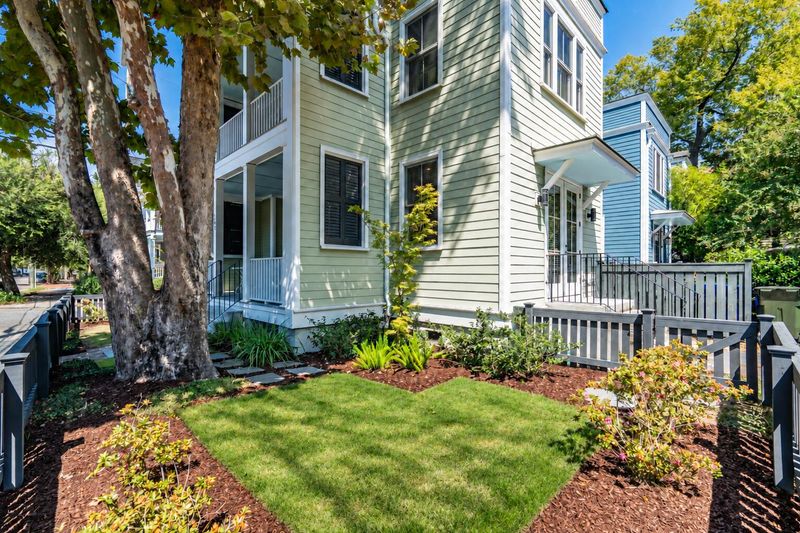 246 Rutledge Ave, Charleston, SC 29403