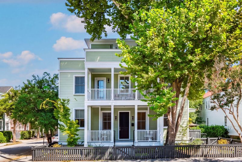 246 Rutledge Ave, Charleston, SC 29403