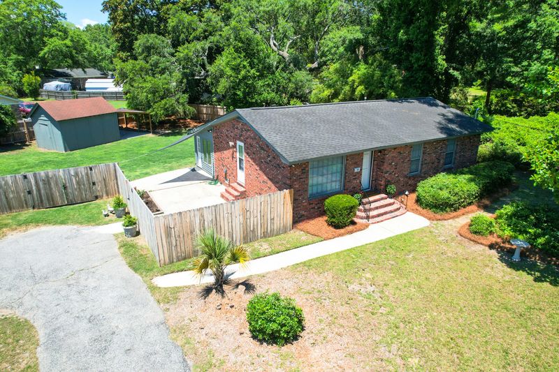 1144 Wyndham Rd, Charleston, SC 29412