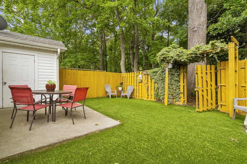 1363 Pinnacle Ln, Charleston, SC 29412